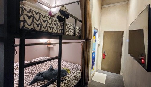 Family Room, Multiple Beds