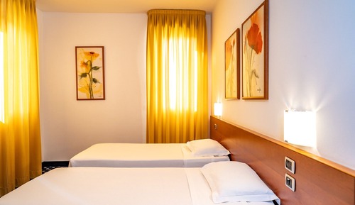 Double Room, 2 Twin Beds