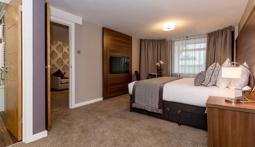 Luxury Suite