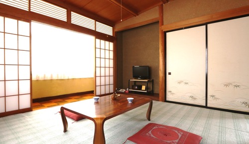 Japanese Style Room for 4 People with Shared Bath, Non Smoking