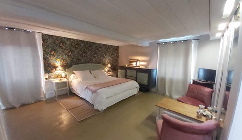 Classic Double Room