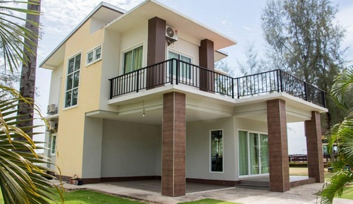 Hadthong House