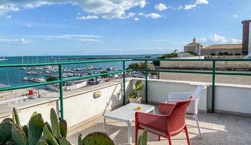 Deluxe Loft, 1 Queen Bed, Terrace, Sea View