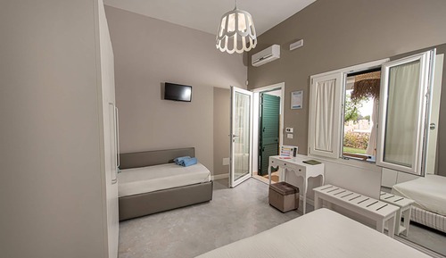 Grand Room, Kitchenette, Garden Area