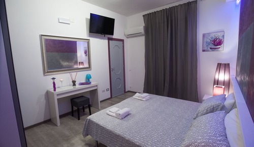 Double or Twin Room, Private Bathroom