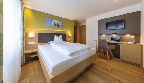 Business Single Room