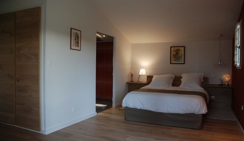 Double Room (Terracotta)