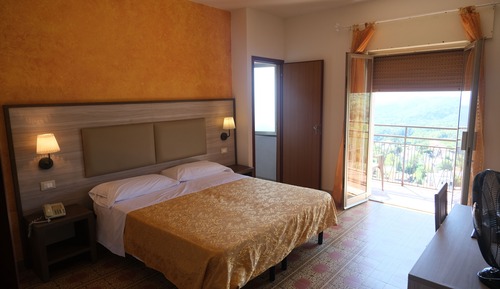 Comfort Quadruple Room, Balcony
