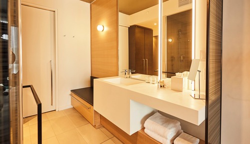 Signature Room, 1 King Bed, City View