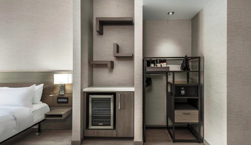 Junior Suite, 1 King Bed with Sofa bed