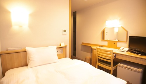 Single Non Smoking Semi-double Room