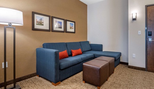 Suite, 2 Queen Beds, Accessible, Non Smoking