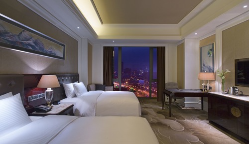 Grand Deluxe Twin Room