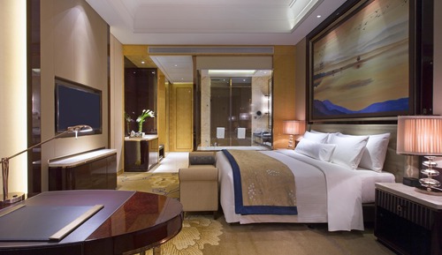 Grand King Room with View