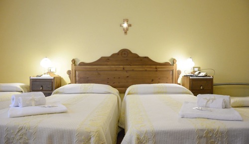 Standard Quadruple Room, Courtyard Area
