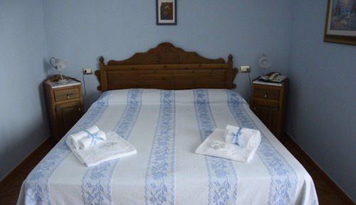 Standard Triple Room, Hill View