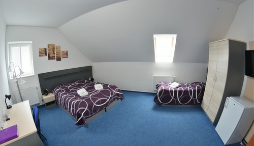 Comfort Triple Room