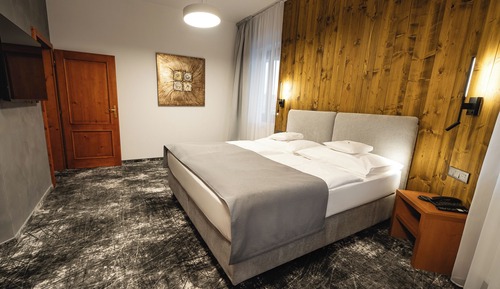 Standard Suite