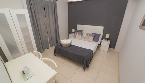 Double Room, 1 Double Bed, Shared Bathroom
