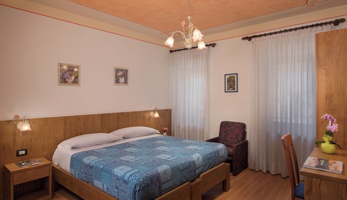 Economy Double or Twin Room