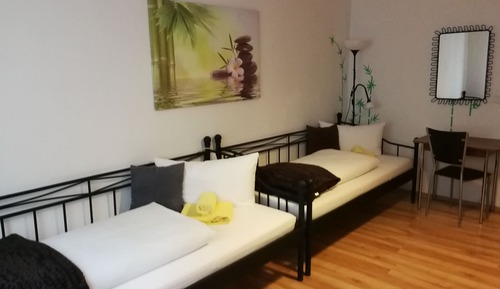 Standard Twin Room, Shared Bathroom