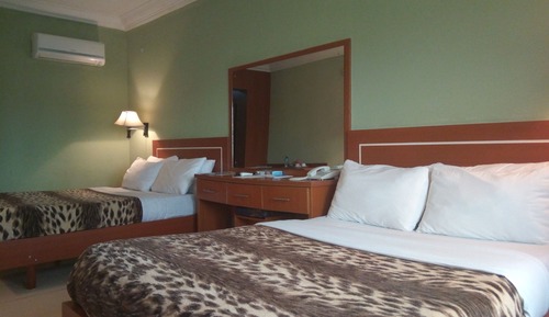 Room (Twin Deluxe)
