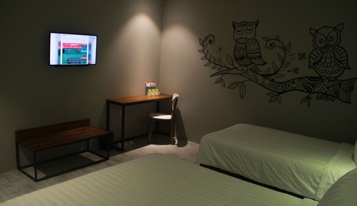 Moonlite Nite Room
