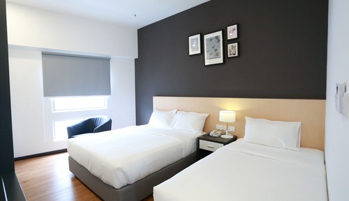 Superior Triple Room, Accessible, Refrigerator