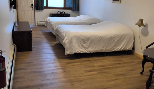 Basic Room, 2 Queen Beds, Kitchen