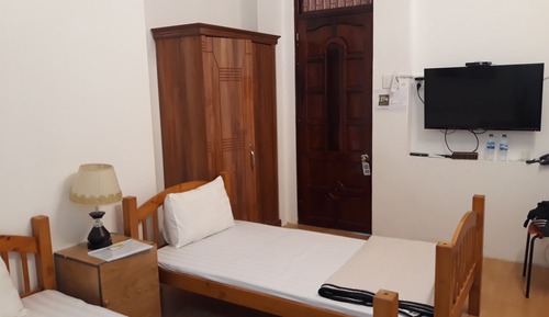 Economy Double Room, 1 Queen Bed
