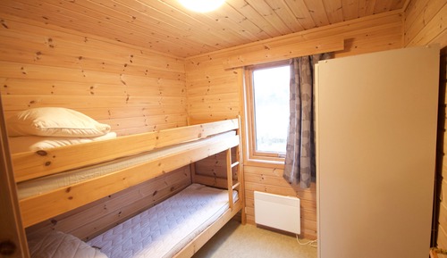 Cabin, 2 Bedrooms (1 - 4)