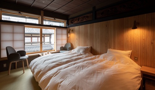 Standard Twin Room without bathtub (CHAYA 203)