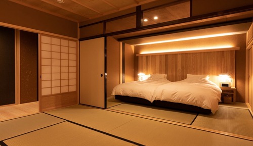 Junior Suite (CHAYA 101)