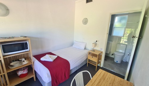 Economy Single Room