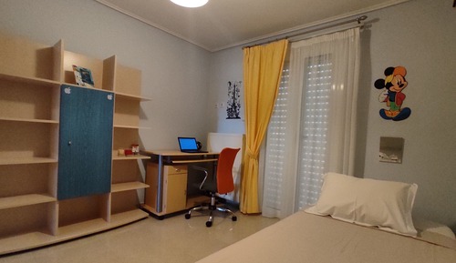 House, 4 Bedrooms