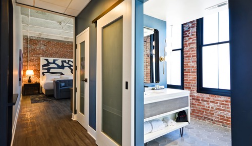Standard Room, 1 King Bed