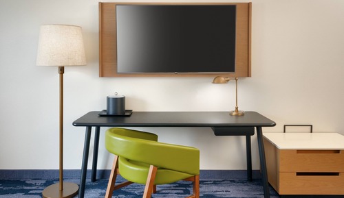Room, 1 King Bed (Mobility/Hearing Access, Roll-In Shwr)
