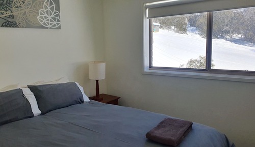 8 Share Superior Deluxe 3 Bedroom