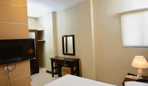 Deluxe Double or Twin Room