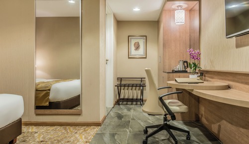 Superior Room, 1 Queen Bed