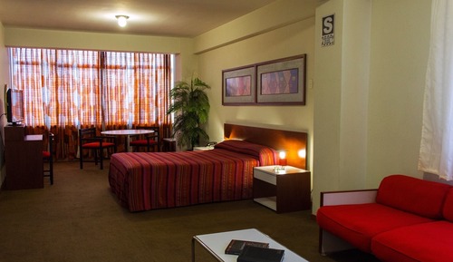 Suite, 1 Queen Bed