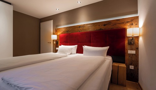 Superior Chalet