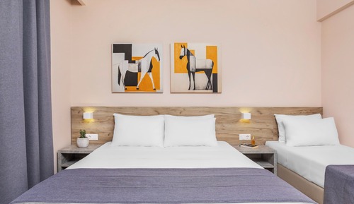 Comfort Triple Room