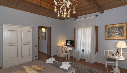 Superior Double Room, City View
