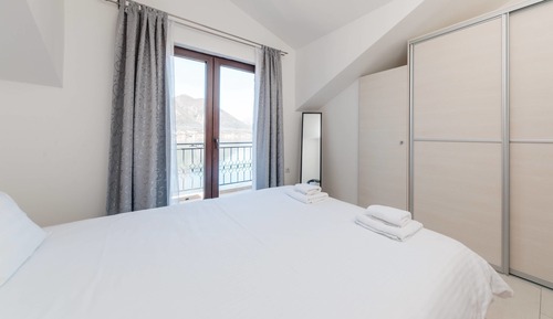 Comfort Apartment, 2 Bedrooms, Balcony, Sea View