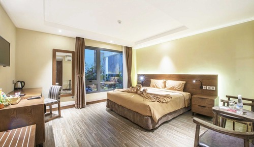 Deluxe Double or Twin Room