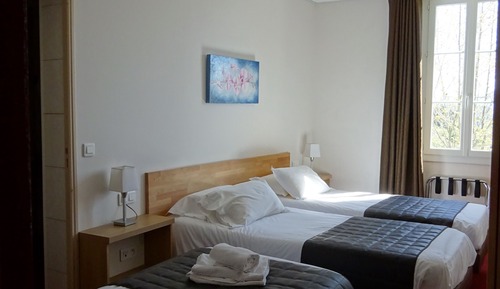 Economy Triple Room