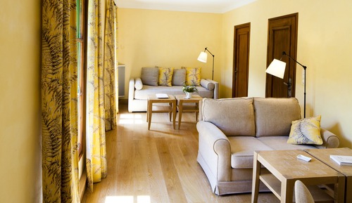 Large Suite