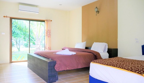 Triple Room with Garden View 