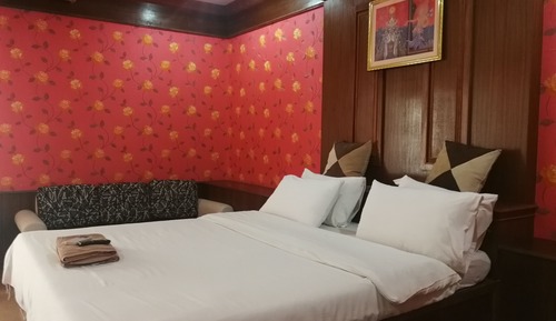 Superior Double Room with Jetted Tub  